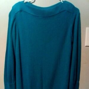 BANANA republic boat neck blue sweater. Size large